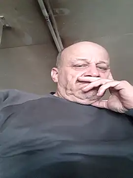 Schwach041967 online show from 04/23/26, 03:25