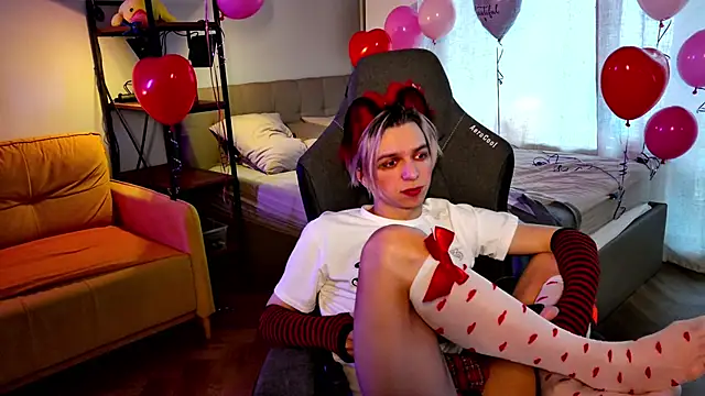 leon yuugen online show from 02/17/25, 07:37