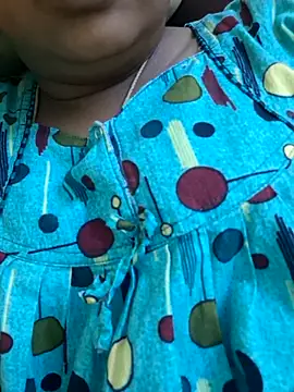 Snapshot of kanikasree chatting on 11/16/25, 03:39 kanikasree online show from 11/16/25, 03:39