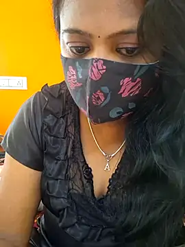 Snapshot of kanikasree chatting on 11/25/25, 07:52 kanikasree online show from 11/25/25, 07:52