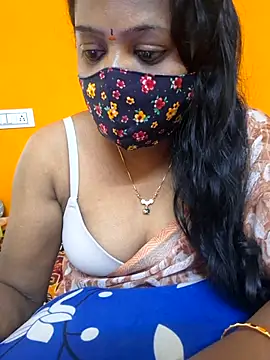 Snapshot of kanikasree chatting on 12/16/25, 09:47 kanikasree online show from 12/16/25, 09:47