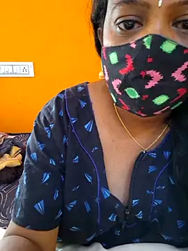 Snapshot of kanikasree chatting on 06/10/26, 05:18 kanikasree online show from 06/10/26, 05:18
