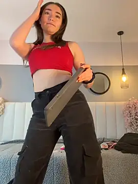 chelsea bolton  online show from 04/20/26, 12:19