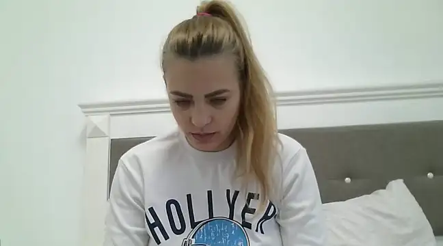 AnnaBell2025 online show from 01/13/25, 11:30