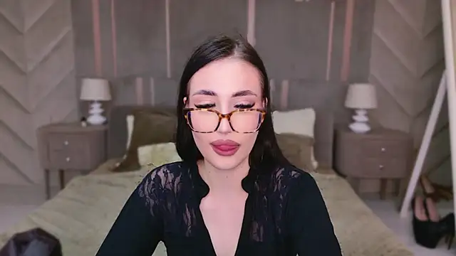 EmmaLawrens online show from 03/13/25, 12:02