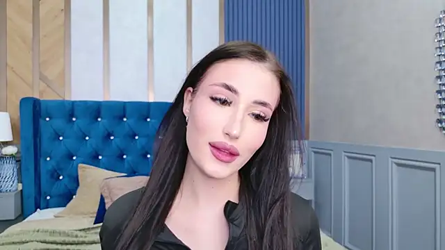 EmmaLawrens online show from 03/19/25, 08:43