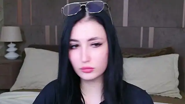 EmmaLawrens online show from 09/14/25, 08:52