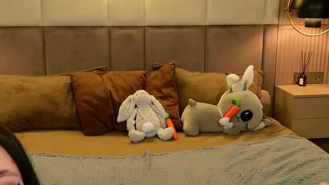 EmmaLawrens online show from 04/10/26, 10:42