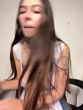 Aleska Miami online show from 04/23/26, 02:41