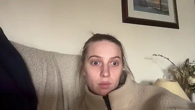 Ella-82 online show from 02/11/25, 01:51