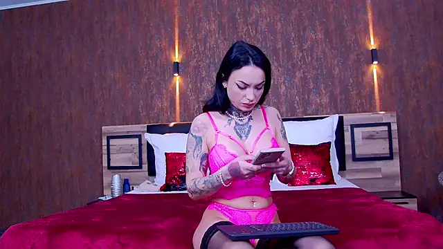 Snapshot of NataliaCristal chatting on 01/12/25, 07:53 NataliaCristal online show from 01/12/25, 07:53