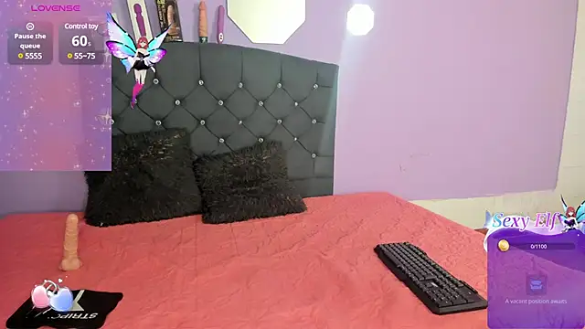 naomii 0 online show from 03/11/25, 12:06