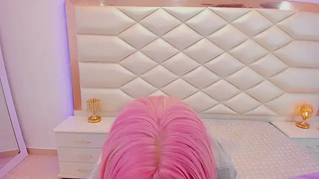 MiaQueen021 online show from 01/23/25, 12:41