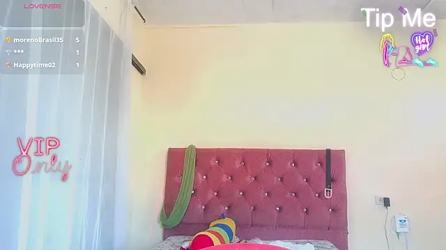 boysLittle online show from 04/19/26, 01:32