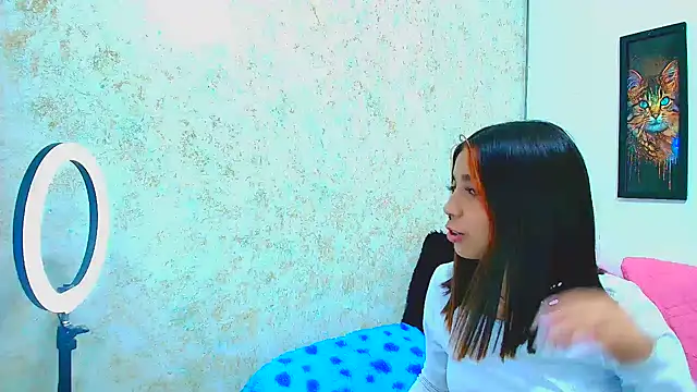 Rousse violett online show from 03/10/25, 08:12