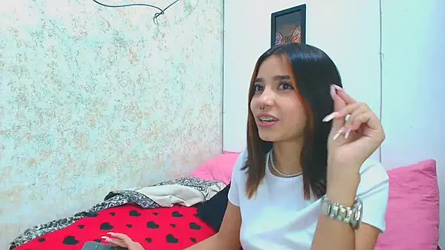 Rousse violett online show from 03/16/25, 03:04