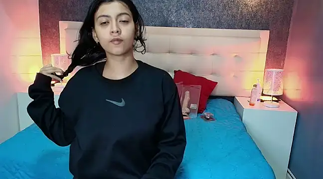 gabriela cortez online show from 02/10/25, 07:38