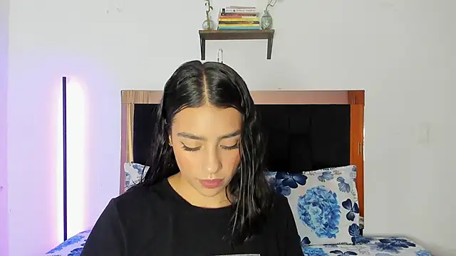 Carorosse online show from 12/22/25, 07:55