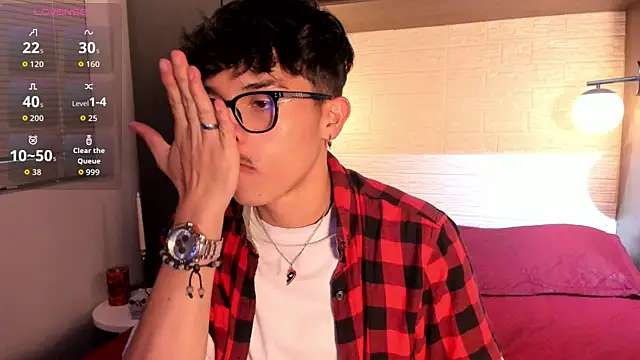 Snapshot of tim__fox chatting on 10/28/25, 12:09 tim fox online show from 10/28/25, 12:09