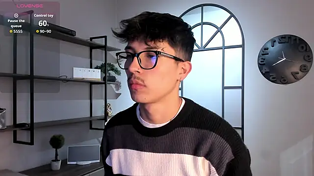 Snapshot of tim__fox chatting on 01/06/26, 11:58 tim fox online show from 01/06/26, 11:58