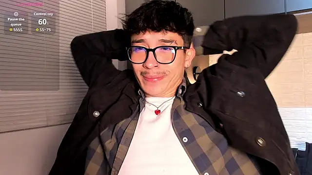 Snapshot of tim__fox chatting on 01/07/26, 11:56 tim fox online show from 01/07/26, 11:56