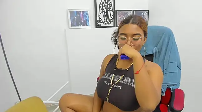 Sofia Boobs19 online show from 01/14/25, 06:45