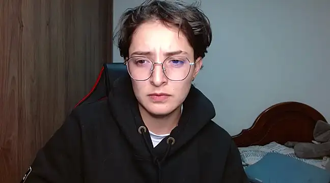 Snapshot of alex_parker07 chatting on 01/22/25, 02:26 alex parker07 online show from 01/22/25, 02:26