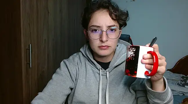 Snapshot of alex_parker07 chatting on 01/27/25, 11:33 alex parker07 online show from 01/27/25, 11:33