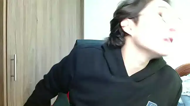 Snapshot of alex_parker07 chatting on 01/30/25, 04:55 alex parker07 online show from 01/30/25, 04:55