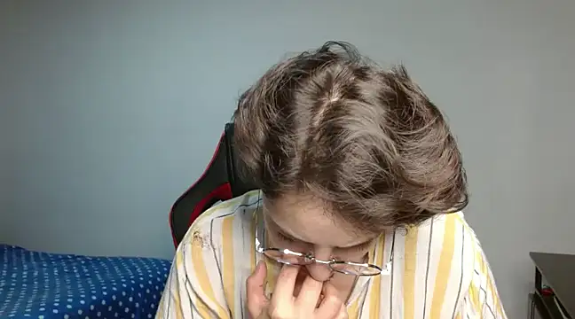 Snapshot of alex_parker07 chatting on 02/14/25, 02:07 alex parker07 online show from 02/14/25, 02:07