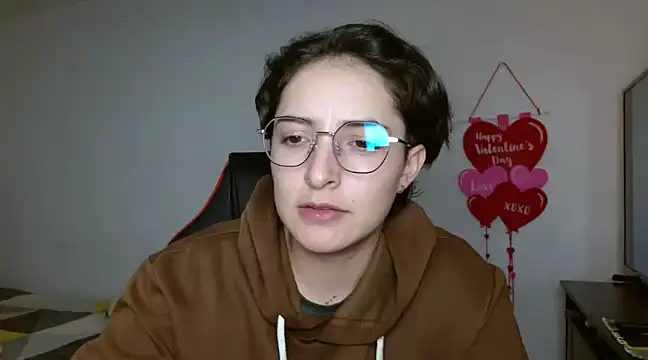 Snapshot of alex_parker07 chatting on 03/04/25, 10:16 alex parker07 online show from 03/04/25, 10:16