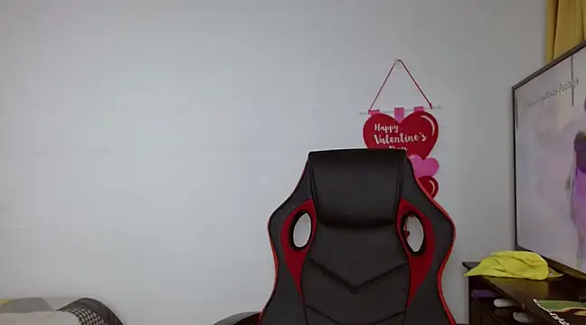 Snapshot of alex_parker07 chatting on 03/07/25, 02:15 alex parker07 online show from 03/07/25, 02:15