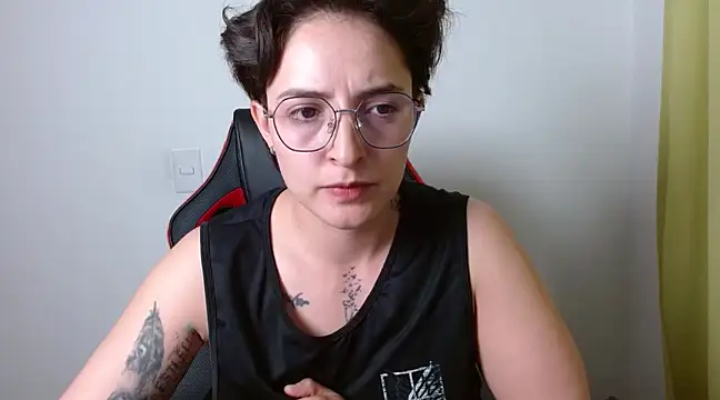 Snapshot of alex_parker07 chatting on 03/22/25, 12:39 alex parker07 online show from 03/22/25, 12:39