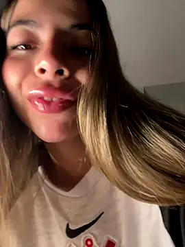 ninfduda online show from 12/18/25, 02:28