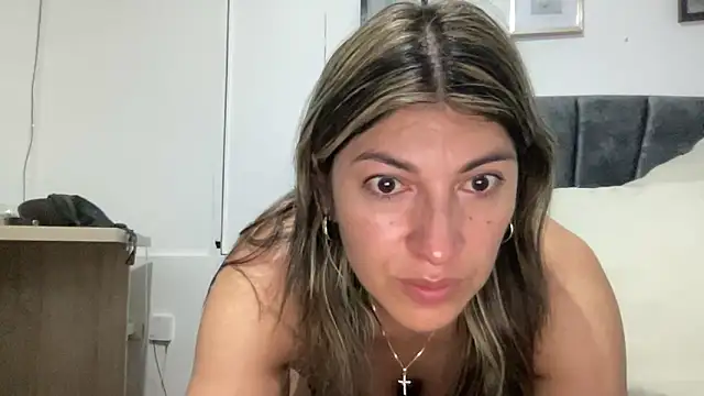 LunaBeya online show from 03/03/26, 11:27