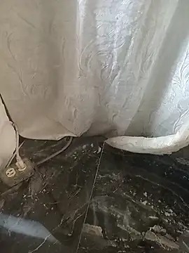 Snapshot of mario0212 chatting on 09/21/25, 12:07 mario0212 online show from 09/21/25, 12:07