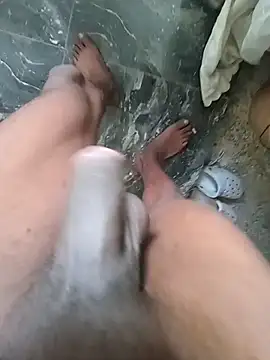 Snapshot of mario0212 chatting on 09/30/25, 04:01 mario0212 online show from 09/30/25, 04:01