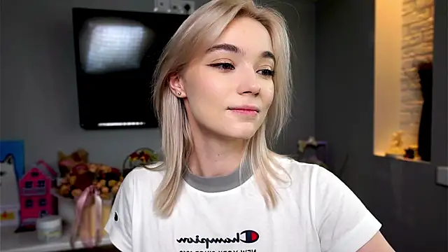 Snapshot of ileanacampbe chatting on 02/10/25, 05:36 ileanacampbe online show from 02/10/25, 05:36