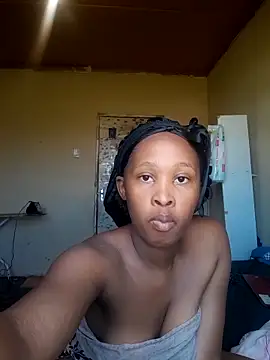 Snapshot of daddysgirly20 chatting on 02/17/25, 05:58 daddysgirly20 online show from 02/17/25, 05:58