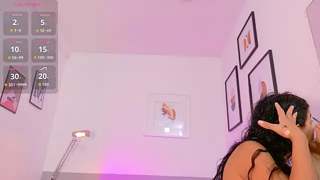 hotiergirl online show from 10/15/25, 01:00