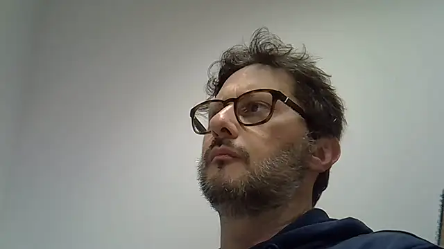 Snapshot of Cellino4 chatting on 02/07/25, 05:18 Cellino4 online show from 02/07/25, 05:18
