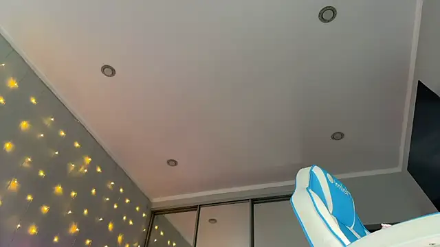 Mercedes Robinson online show from 01/26/25, 07:10