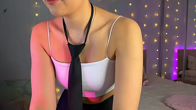 Mercedes Robinson online show from 01/27/25, 04:30