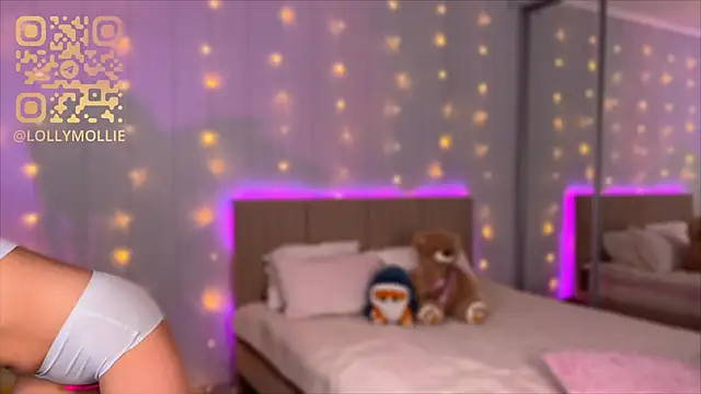 Mercedes Robinson online show from 02/23/25, 04:28