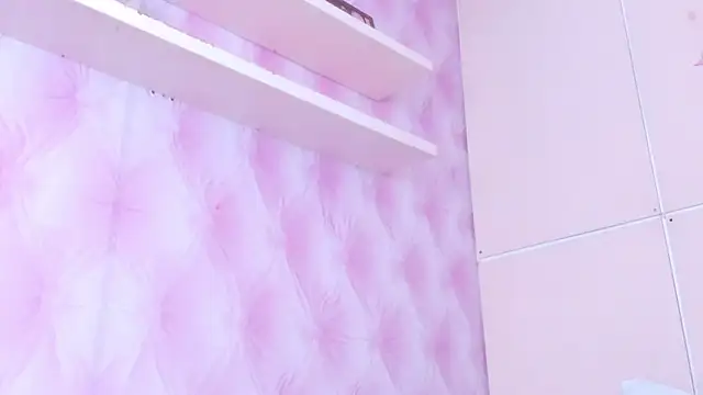 Snapshot of TaniaBellini chatting on 03/13/25, 02:55 TaniaBellini online show from 03/13/25, 02:55