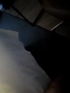 Snapshot of Rzemtsefg chatting on 10/22/25, 03:34 Rzemtsefg online show from 10/22/25, 03:34