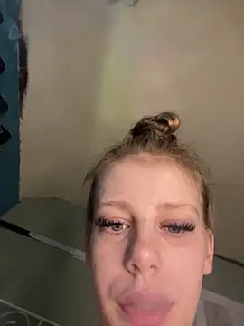 VioletxBlue online show from 04/29/26, 12:20