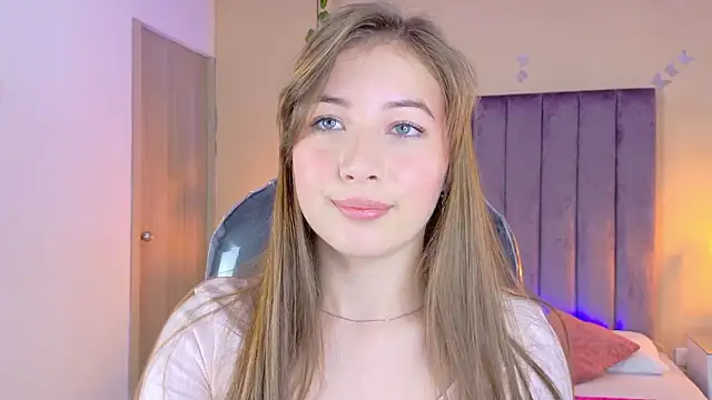 Dahlia Rousse online show from 03/27/26, 07:36