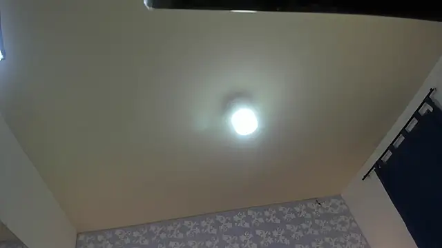 SalomeSimonz online show from 09/25/25, 07:28