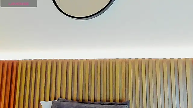 alliss ginger  online show from 02/18/25, 02:49